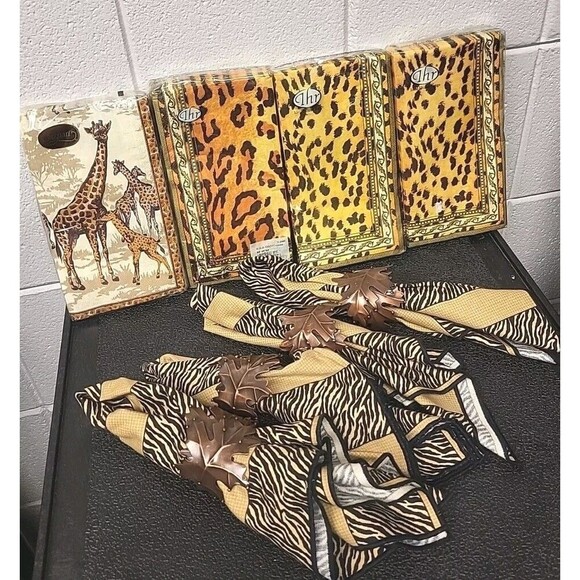 Napkin Rings Fall Leaf Metal Bronze IHR Animal Print Paper/Cloth Napkins Bundle - Picture 1 of 6
